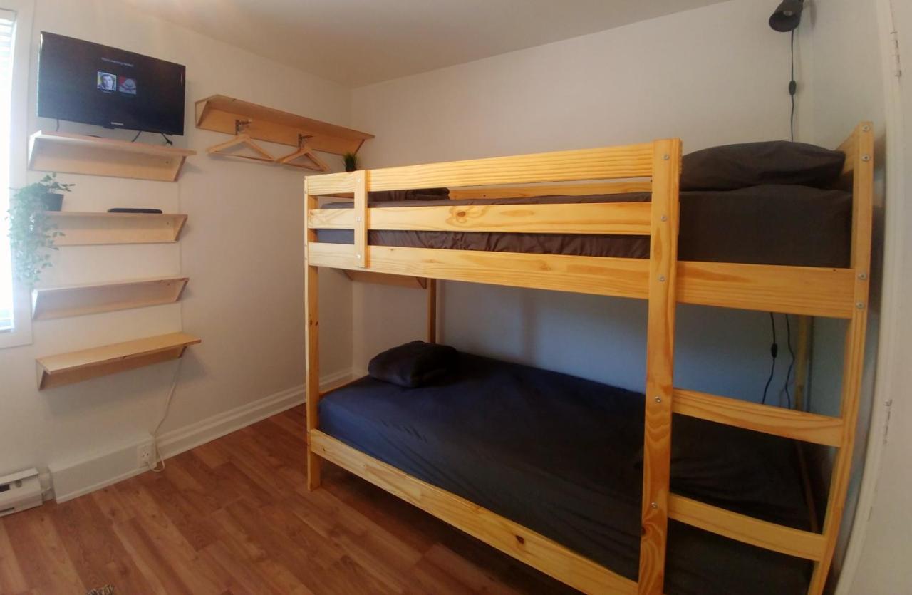 Auberge De La Rive De Charlevoix - Auberge De Jeunesse Familiale Pour Voyageurs De Tous Ages Saint-Joseph-de-la-Rive Εξωτερικό φωτογραφία