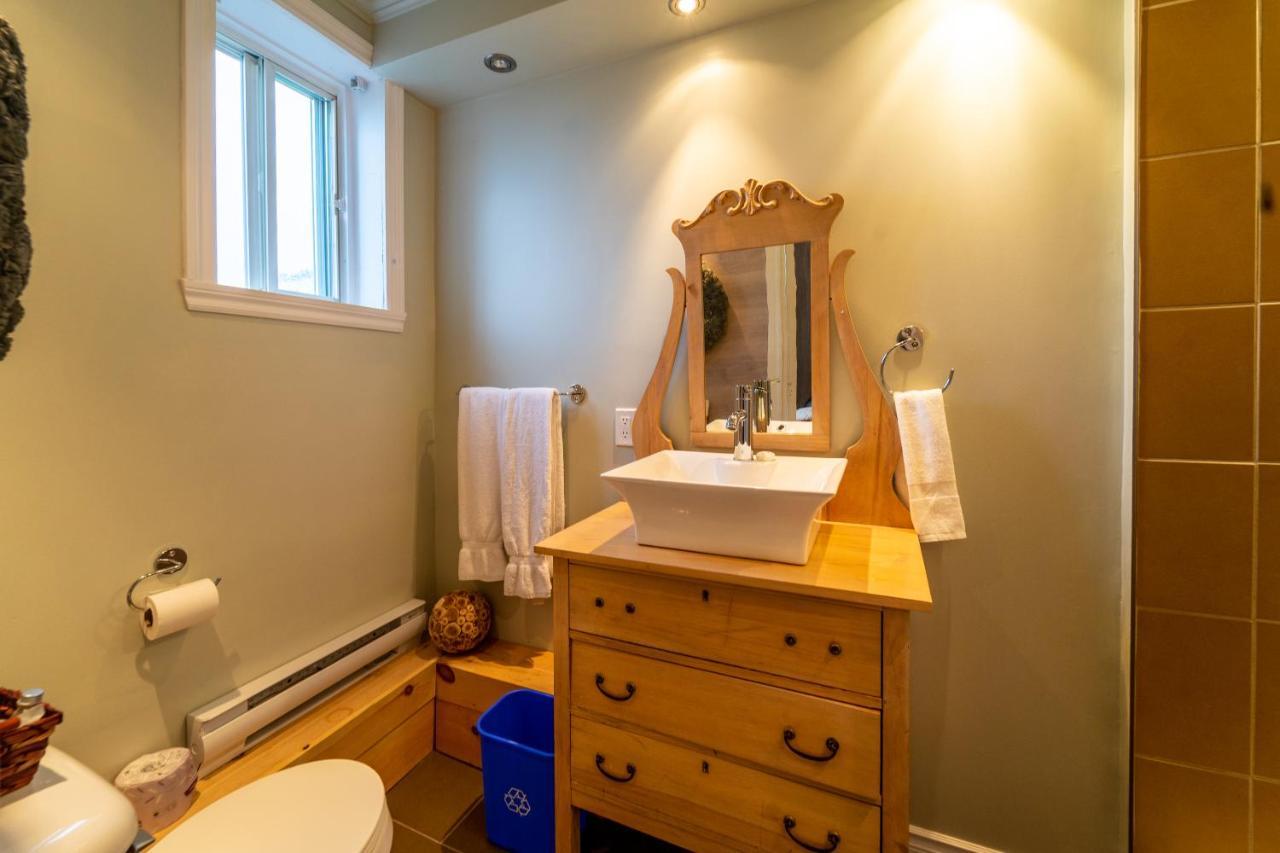 Auberge De La Rive De Charlevoix - Auberge De Jeunesse Familiale Pour Voyageurs De Tous Ages Saint-Joseph-de-la-Rive Εξωτερικό φωτογραφία