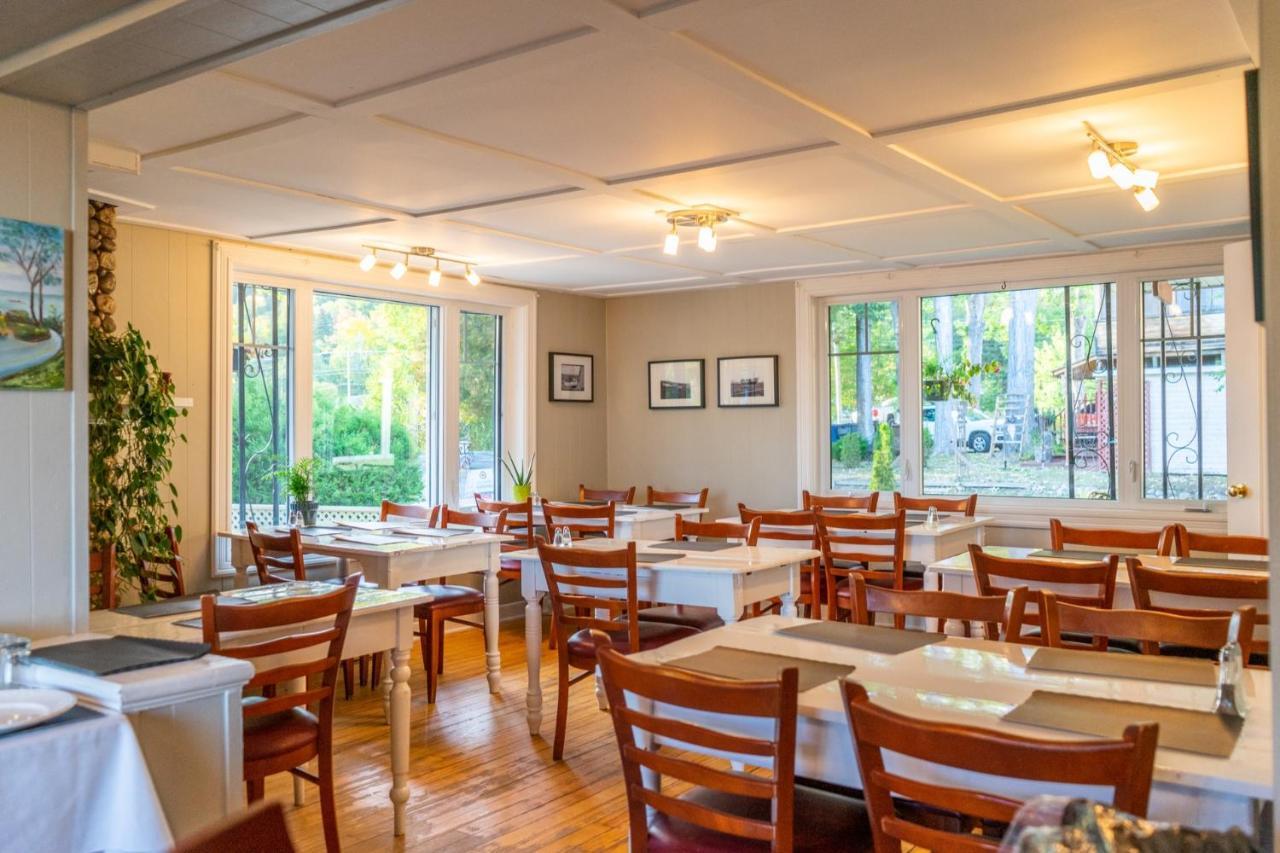 Auberge De La Rive De Charlevoix - Auberge De Jeunesse Familiale Pour Voyageurs De Tous Ages Saint-Joseph-de-la-Rive Εξωτερικό φωτογραφία