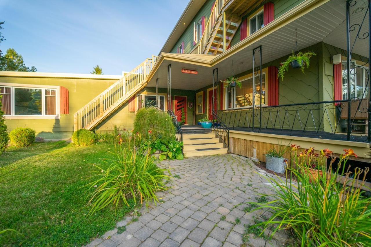Auberge De La Rive De Charlevoix - Auberge De Jeunesse Familiale Pour Voyageurs De Tous Ages Saint-Joseph-de-la-Rive Εξωτερικό φωτογραφία
